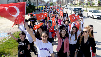 Atatürk Çocuklarına Yakışır Kortej 