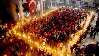 Şahinkaya Gençliğinden Muhteşem Fener Alayı