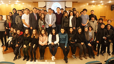 Hexagon Öğrencileri TÜBİTAK Başkanı ve Bilkent Rektörüyle Bir Arada