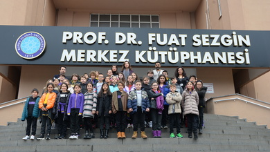 Üniversite Kütüphanesi’nde Bilgiye Yolculuk
