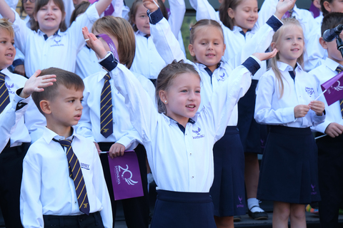 Skola’da ilk zil çaldı