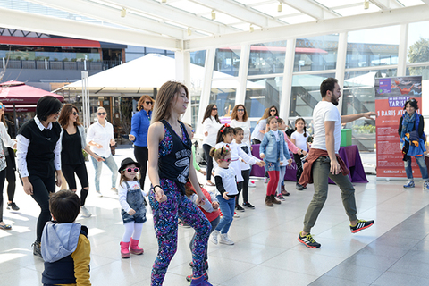 Podyum Park’ı Ayak Sesleriyle İnlettiler