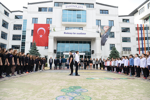 19 Mayıs’ın Ruhuna Yakışır Kutlama
