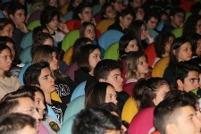 Küçük Katkılar Büyük Mutluluklara Dönüşüyor