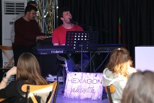 Hexagon'da Müzik Ziyafeti