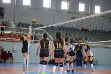 Hexagon Voleybol Takımı Turnuvayı Başarıyla Tamamladı 