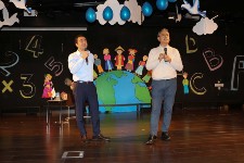 Abbas Güçlü'den Etkileyici Sunum 