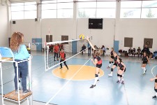Hexagon Kız Voleybol Takımı Grup Birincisi