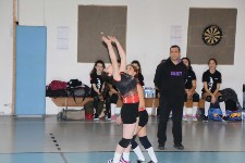 Hexagon Kız Voleybol Takımı Grup Birincisi