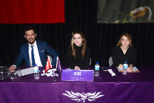 Münazara Turnuvasında Çekişmeli Final