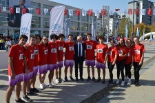 Şahinkaya Lisesi Cumhuriyet İçin Koştu