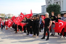 Atatürk Çocuklarına Yakışır Kortej 