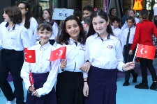 Atatürk Çocuklarına Yakışır Kortej 