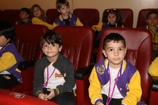Perde Çocuklar İçin Açıldı
