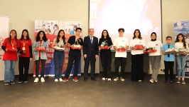 TÜBİTAK LİSE ÖĞRENCİLERİ PROJE YARIŞMASINDA ŞAHİNKAYA OKULLARI 10. SINIF ÖĞRENCİSİ AKNİL ÖZDEMİR TÜRKİYE İKİNİCİSİ OLDU