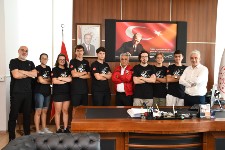 Şahinkaya Merküt roket takımı Başkan Aktaş ile Sanayi ve Teknoloji İl Müdürü Latif Deniz’i ziyaret etti
