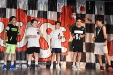Göz Kamaştıran Grease Müzikali Performansı