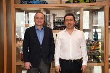Girişimcilik Zirvesi’nde Alphan Manas ile Geleceğe Bakış!