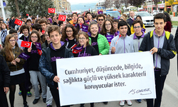 Cumhuriyetimiz İçin Gururla Yürüdük!