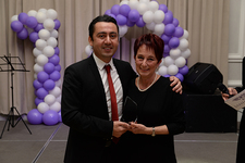 Öğretmenler Günü’nde Işıltılı Kutlama  