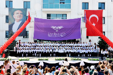 789 Öğrenciyle Muhteşem 23 Nisan Kutlaması