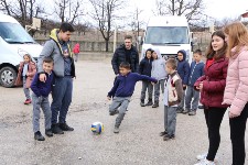 Keles Kıranışıklar Köyü'ne Anlamlı Yardım