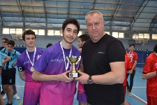 Hexagon Futsal Takımı Turnuvadan Kupayla Döndü