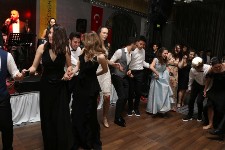 Hexagon ve Academy 1418’den Işıltılı Mezuniyet Balosu