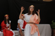 Amfi Tiyatroda 'Antik Kuntik'