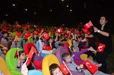 Şölen Havasında 23 Nisan Kutlaması